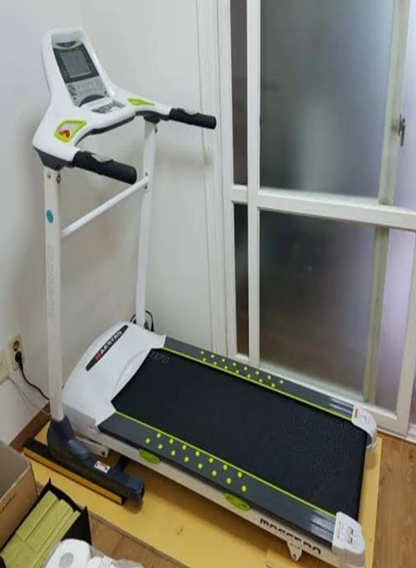 Merc XG1916 Foldable Treadmill