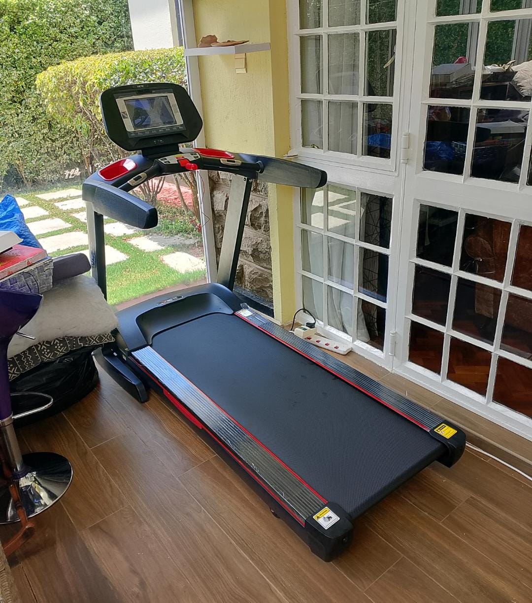 Merc V6 Android Touchscreen Treadmill