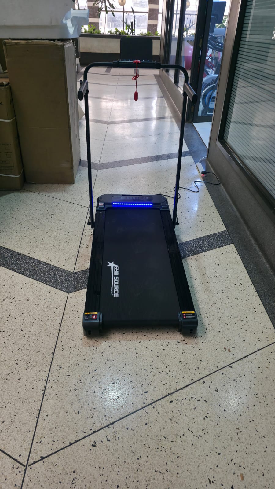 Walking Pad 14km/H, 9% Auto Incline 140kg User Weight