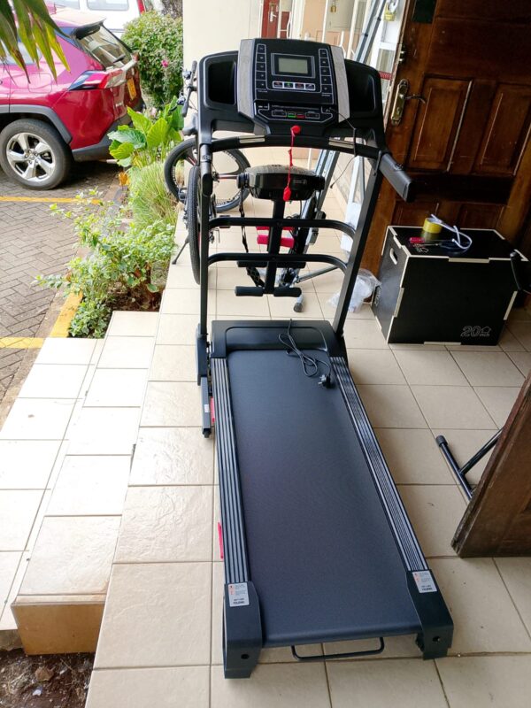 EVERFIT Luxury Home-Use Domestic Treadmill S7002 With Massage Belt and 1kgs Dumbbells